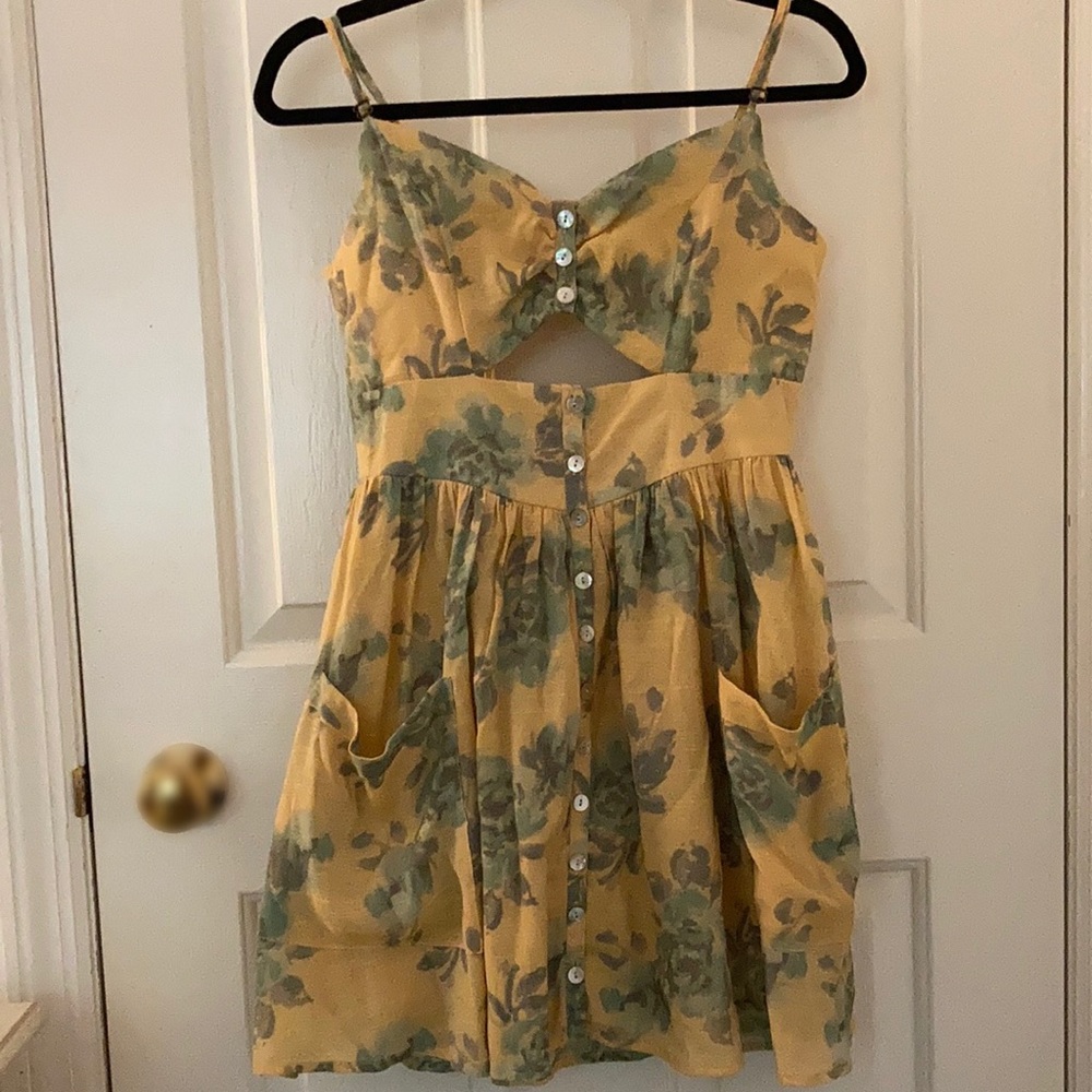 Kimchi Blue Cornflower Cutout mini dress, size 8